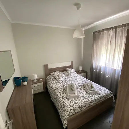 Casa Ameixa بيت للعطل